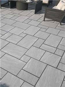 Kandla Grey Sandstone Paving is expected to last even in harsh weather and is best suited to the British climate. The riven surface texture will help retain grip underfoot and is also frost-resistant, helping keep your paving looking good as new throughout the year. Each slab is calibrated to 22mm thickness, created naturally when the stone is split along its layers, offering a natural finish.
