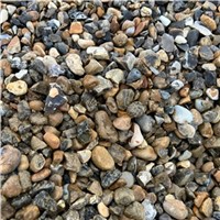 Mini bag 20mm shingle is used as a decorative aggregate and can also be used for a shingled driveway. The size of the shingle is between 10-20mm. Comes in a 40kg polybag.
PLEASE NOTE a pallet charge will be included when ordering maxi or mini bags, however this is fully refundable once the pallet is returned back to depot along with the a copy of the receipt
