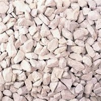 Mini Bag Cotswold Chippings - A light cream angular chipping which when wet is a darker attractive cream colour. Comes in a 25kg poly bag.
PLEASE NOTE a pallet charge will be included  when ordering maxi or mini bags, however this is fully refundable once the pallet is returned back to depot along with the a copy of the receipt.